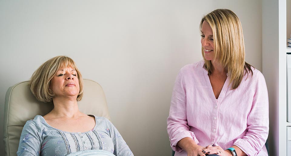 Cat Wright with hypnotherapy client in Portishead, Bristol